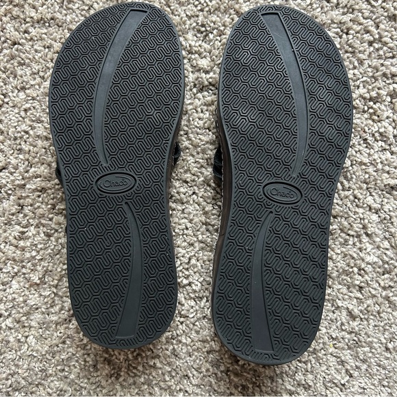 Chaco Fallon Leather Sandals - Picture 11 of 11